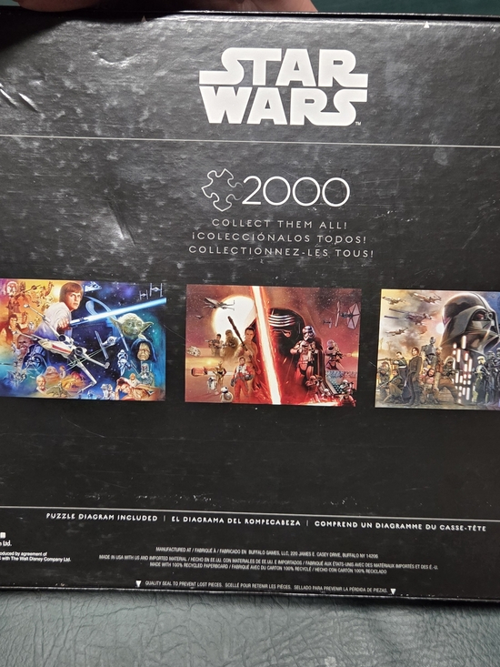*Star Wars 2000-Piece Puzzle & 'Labyrinth of Evil' Book Bundle - Black/Red New** - Picture 12 of 12